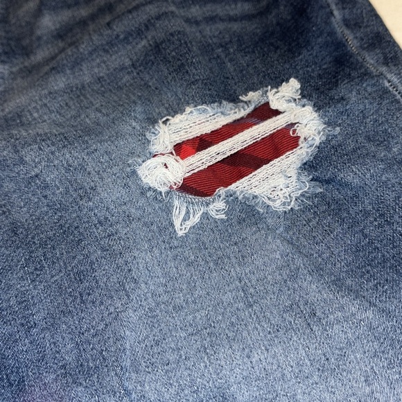 M Jeans by Maurices jeans high rise button/zip distressed w/plaid Sz lg regular - Picture 7 of 11